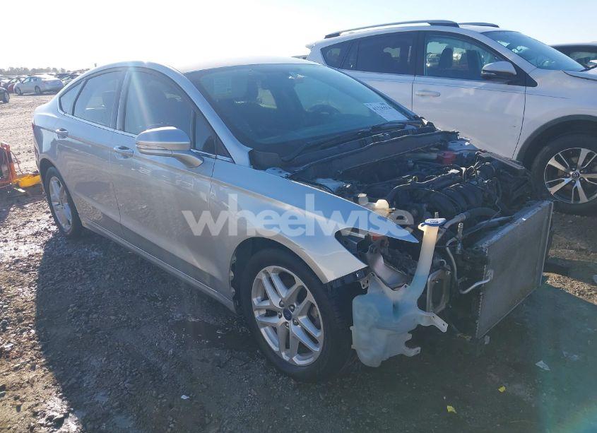 2013 Ford Fusion SE (VIN 3FA6P0H74DR357233) main photo