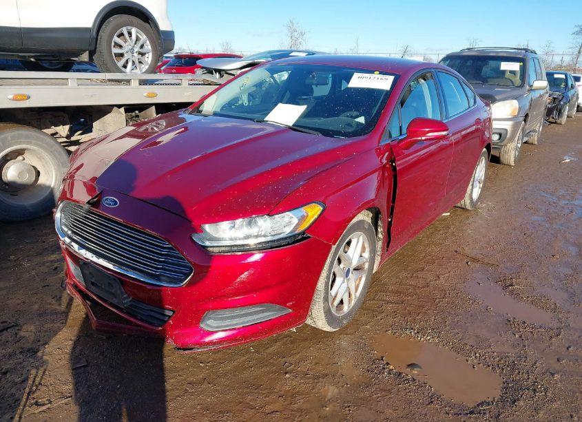 Photo 2 of 2013 Ford Fusion SE (VIN 3FA6P0H74DR358608)
