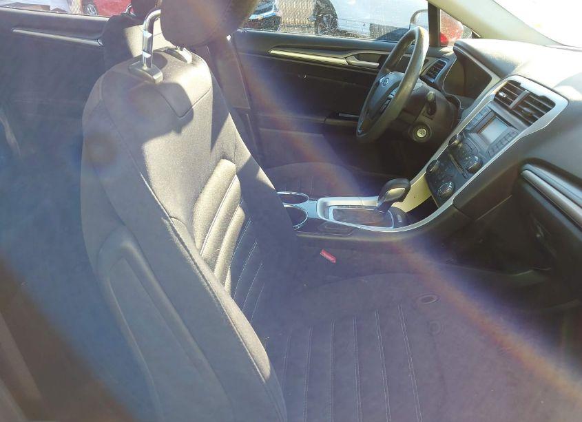 Photo 5 of 2013 Ford Fusion SE (VIN 3FA6P0H74DR358608)