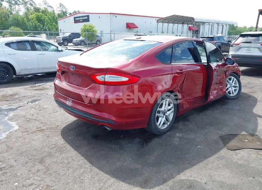 Photo 4 of 2013 Ford Fusion SE (VIN 3FA6P0H74DR359757)