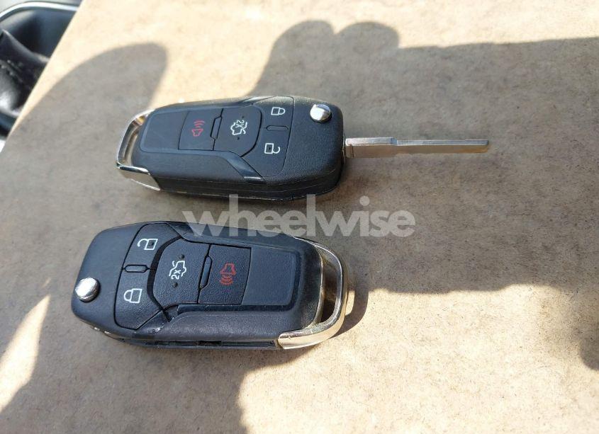 Photo 11 of 2014 Ford Fusion SE (VIN 3FA6P0H74ER121649)