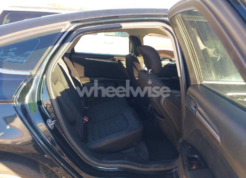 Photo 8 of 2014 Ford Fusion SE (VIN 3FA6P0H74ER146471)