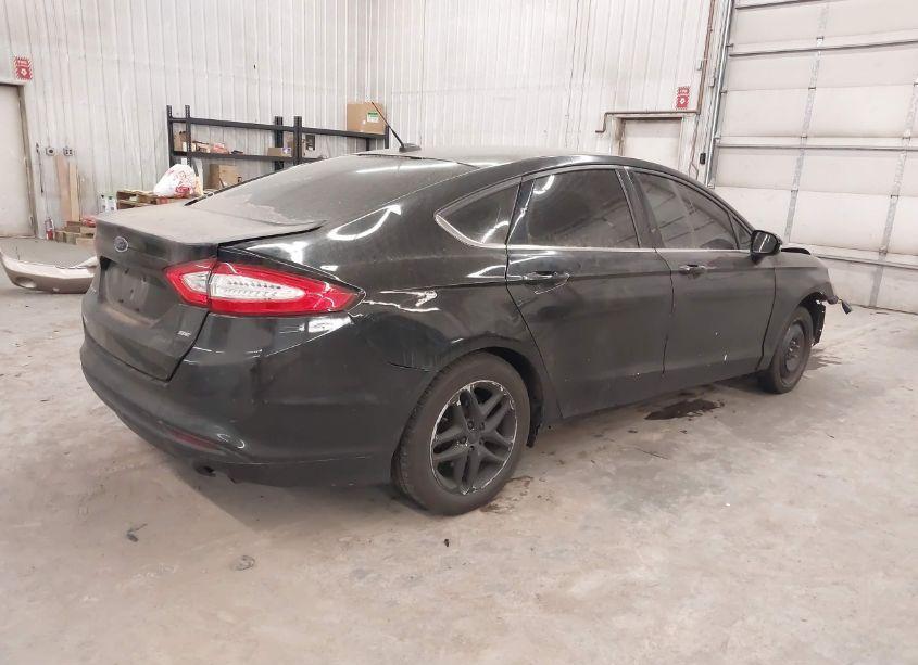 Photo 4 of 2014 Ford Fusion SE (VIN 3FA6P0H74ER157812)