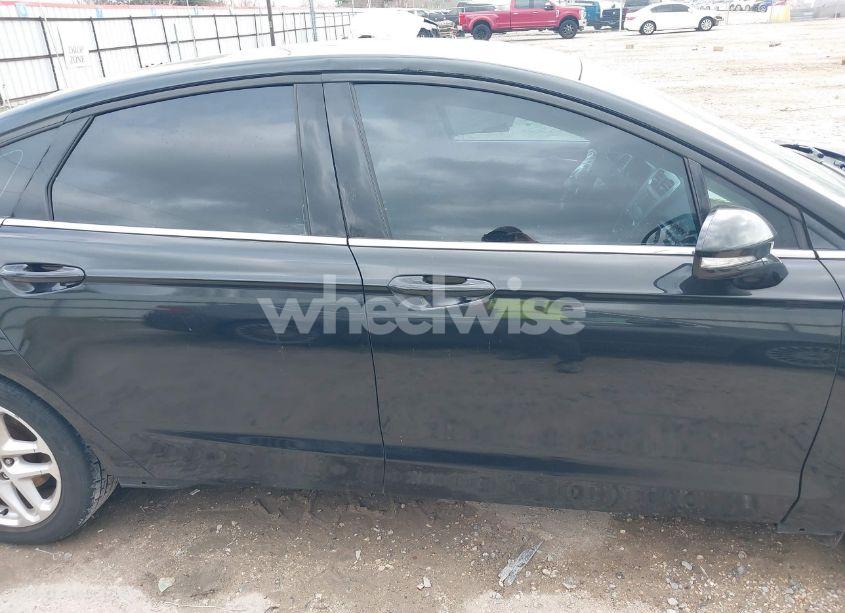 Photo 14 of 2014 Ford Fusion SE (VIN 3FA6P0H74ER159382)