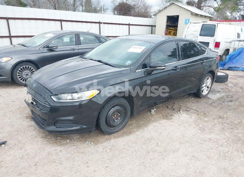 Photo 2 of 2014 Ford Fusion SE (VIN 3FA6P0H74ER159382)