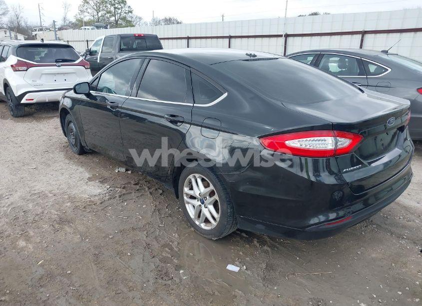 Photo 3 of 2014 Ford Fusion SE (VIN 3FA6P0H74ER159382)
