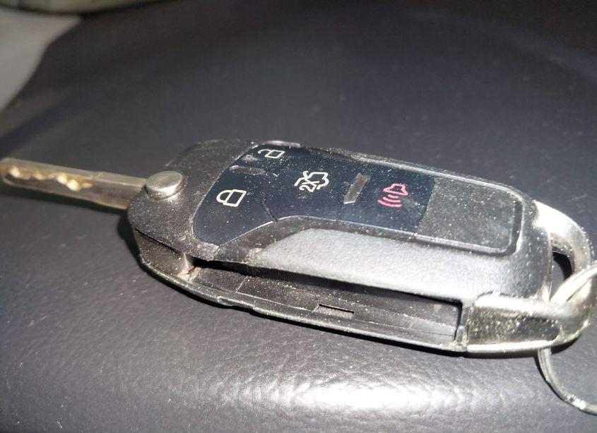 Photo 11 of 2014 Ford Fusion SE (VIN 3FA6P0H74ER168549)