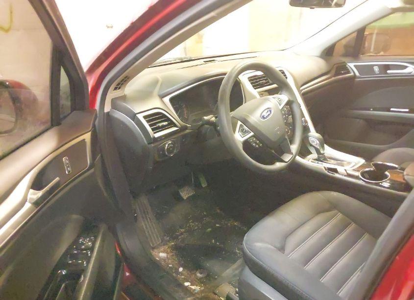 Photo 5 of 2014 Ford Fusion SE (VIN 3FA6P0H74ER168549)