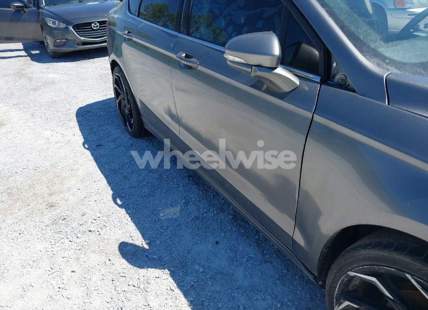 Photo 12 of 2014 Ford Fusion SE (VIN 3FA6P0H74ER204434)