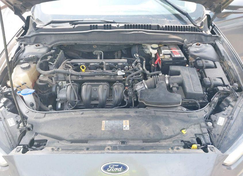 Photo 10 of 2014 Ford Fusion SE (VIN 3FA6P0H74ER228622)
