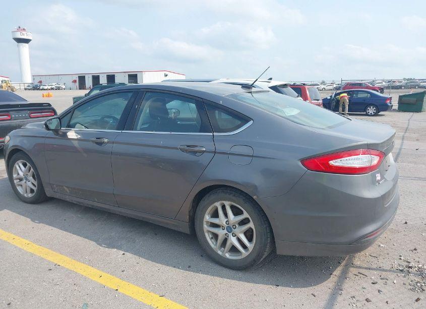 Photo 14 of 2014 Ford Fusion SE (VIN 3FA6P0H74ER228622)