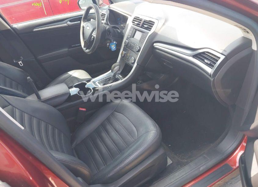 Photo 5 of 2014 Ford Fusion SE (VIN 3FA6P0H74ER230712)