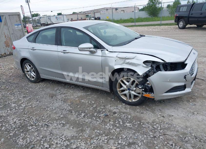 2014 Ford Fusion SE (VIN 3FA6P0H74ER333421) main photo