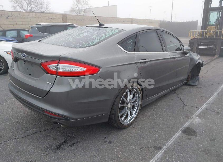 Photo 4 of 2014 Ford Fusion SE (VIN 3FA6P0H74ER357248)