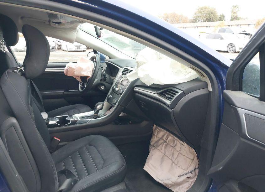 Photo 5 of 2014 Ford Fusion SE (VIN 3FA6P0H74ER357783)