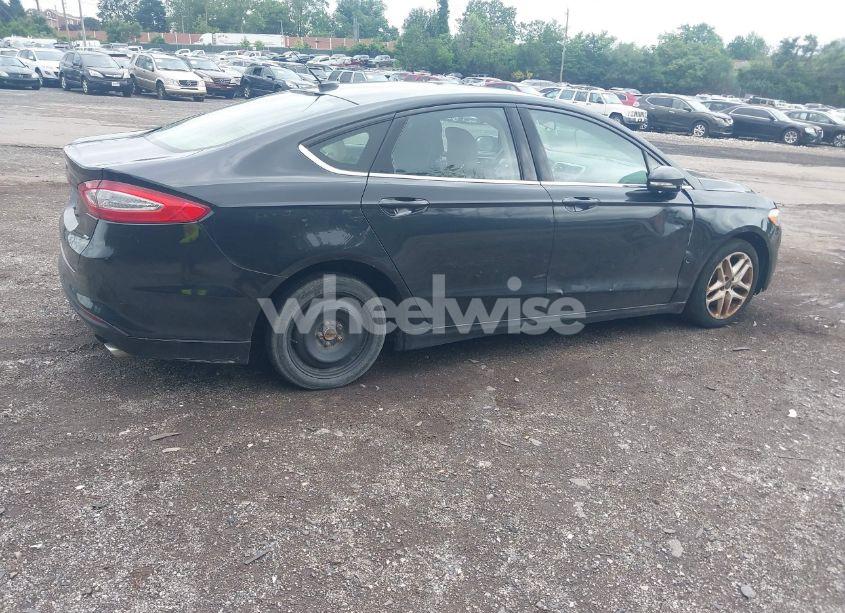 Photo 4 of 2014 Ford Fusion SE (VIN 3FA6P0H74ER363986)