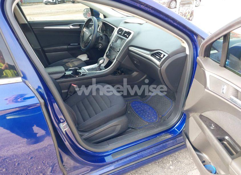 Photo 5 of 2014 Ford Fusion SE (VIN 3FA6P0H74ER389455)