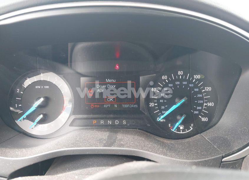 Photo 7 of 2014 Ford Fusion SE (VIN 3FA6P0H74ER394414)