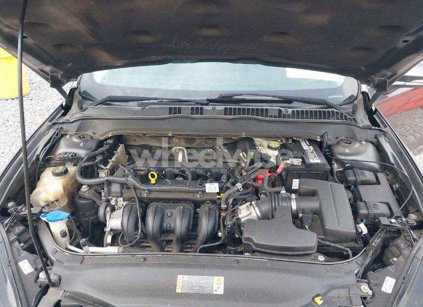 Photo 10 of 2015 Ford Fusion SE (VIN 3FA6P0H74FR102049)