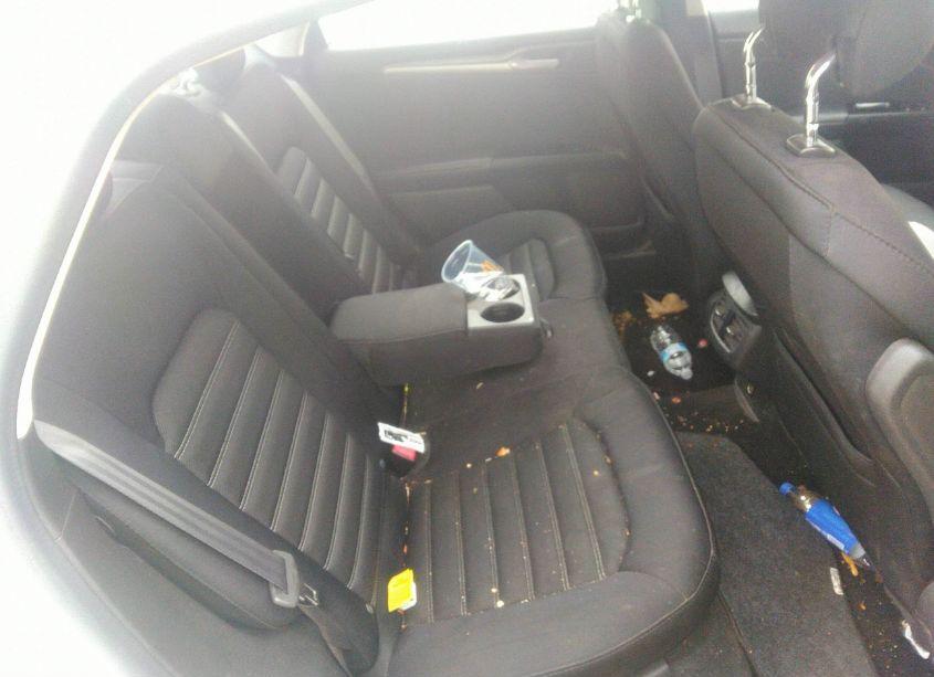 Photo 8 of 2015 Ford Fusion SE (VIN 3FA6P0H74FR126531)