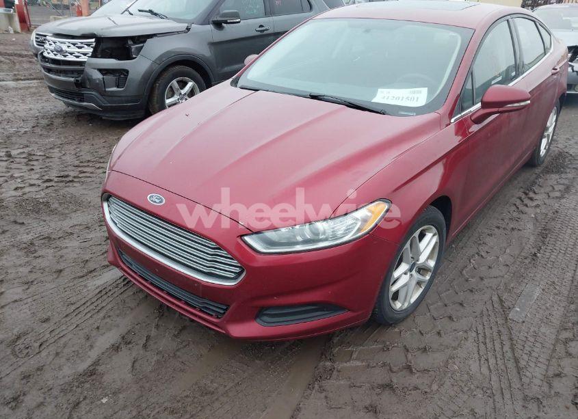 Photo 2 of 2015 Ford Fusion SE (VIN 3FA6P0H74FR139618)