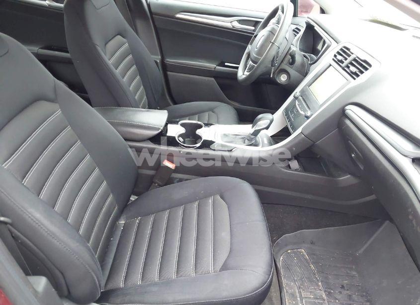 Photo 5 of 2015 Ford Fusion SE (VIN 3FA6P0H74FR139618)