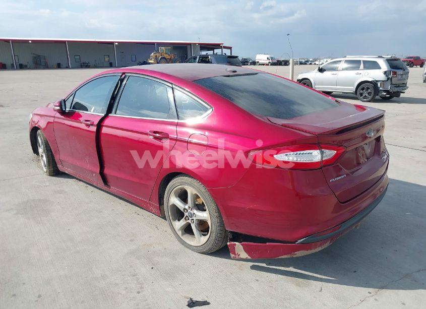 Photo 3 of 2015 Ford Fusion SE (VIN 3FA6P0H74FR142907)