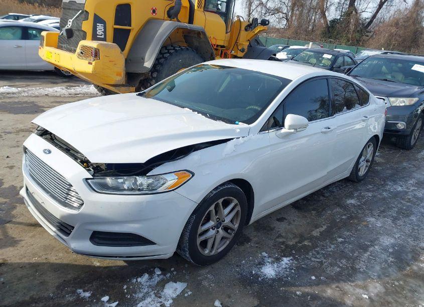Photo 2 of 2015 Ford Fusion SE (VIN 3FA6P0H74FR152286)