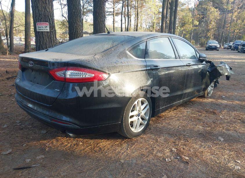 Photo 4 of 2015 Ford Fusion SE (VIN 3FA6P0H74FR163479)