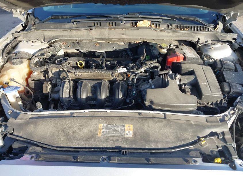 Photo 10 of 2015 Ford Fusion SE (VIN 3FA6P0H74FR165071)