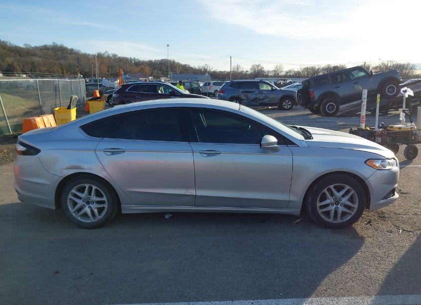 Photo 13 of 2015 Ford Fusion SE (VIN 3FA6P0H74FR165071)