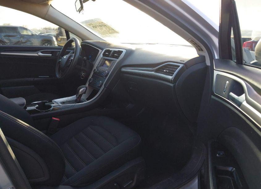 Photo 5 of 2015 Ford Fusion SE (VIN 3FA6P0H74FR165071)