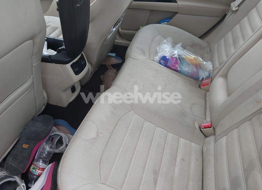 Photo 8 of 2015 Ford Fusion SE (VIN 3FA6P0H74FR193419)