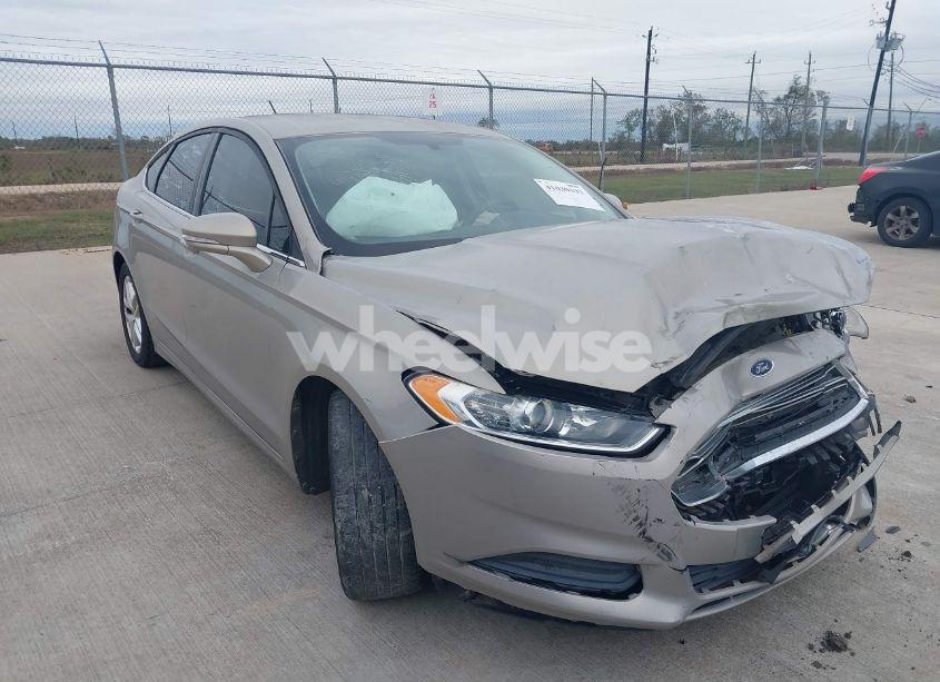 2015 Ford Fusion SE (VIN 3FA6P0H74FR193940) main photo