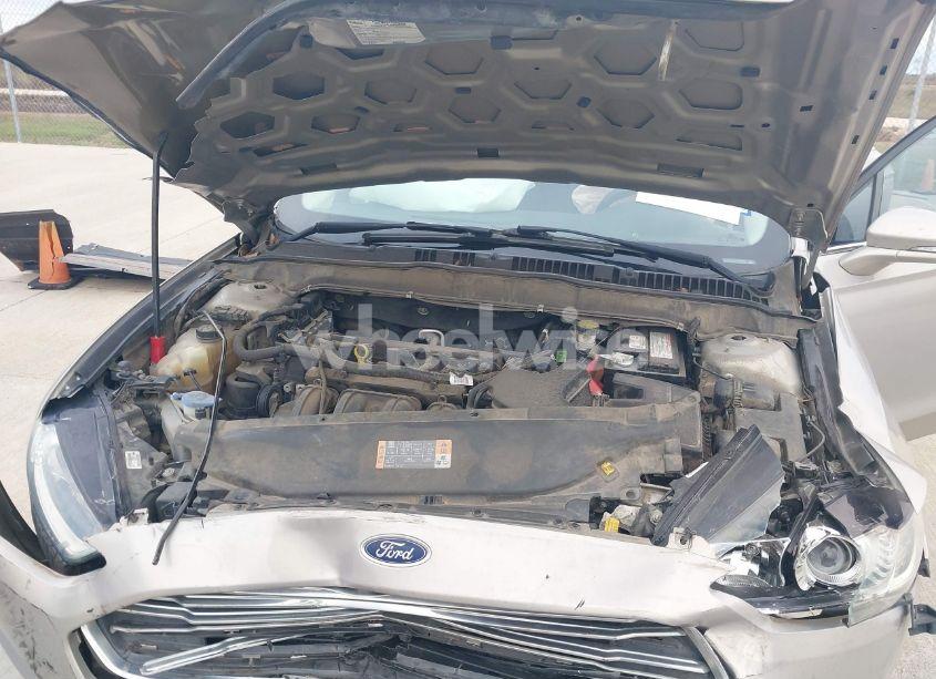 Photo 10 of 2015 Ford Fusion SE (VIN 3FA6P0H74FR193940)