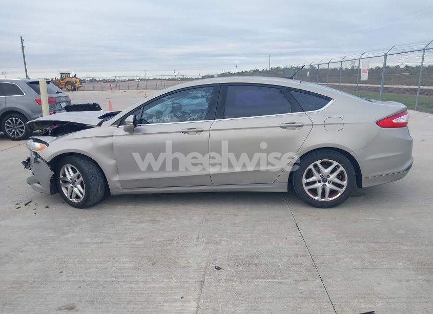 Photo 14 of 2015 Ford Fusion SE (VIN 3FA6P0H74FR193940)