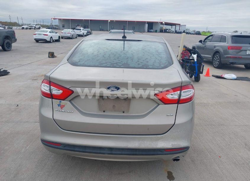 Photo 16 of 2015 Ford Fusion SE (VIN 3FA6P0H74FR193940)
