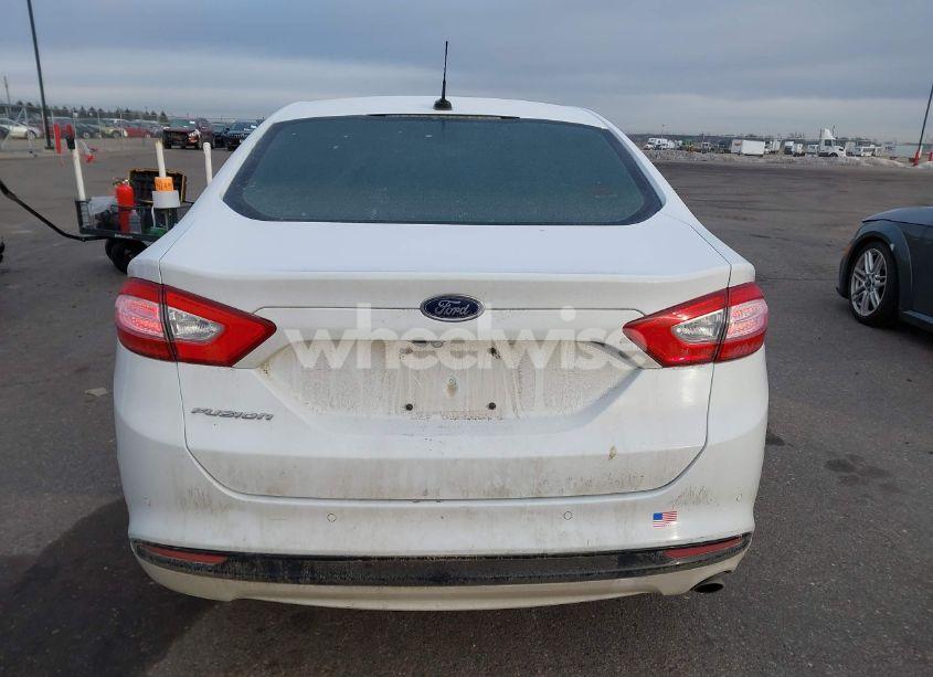 Photo 16 of 2015 Ford Fusion SE (VIN 3FA6P0H74FR202491)