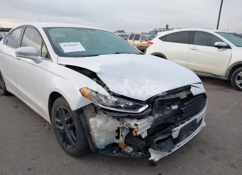 Photo 6 of 2015 Ford Fusion SE (VIN 3FA6P0H74FR202491)