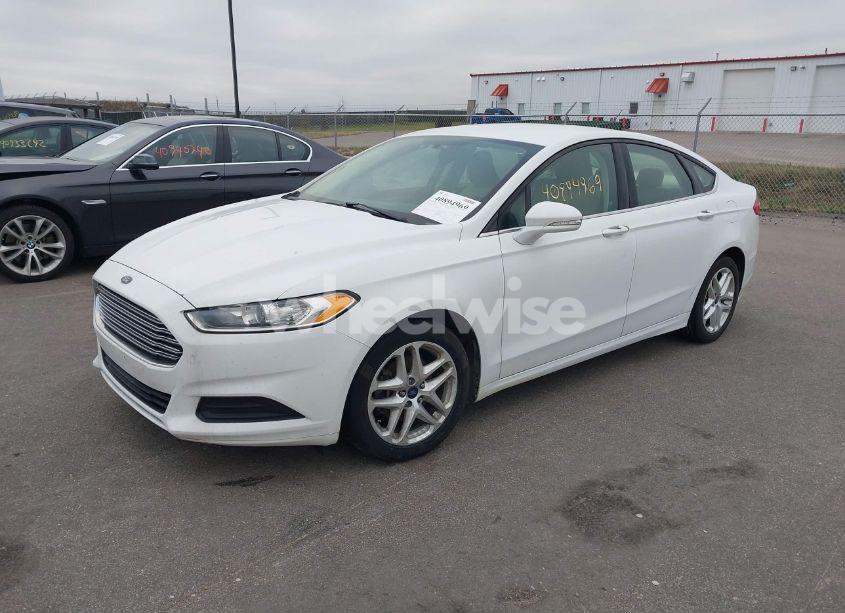 Photo 2 of 2015 Ford Fusion SE (VIN 3FA6P0H74FR236110)