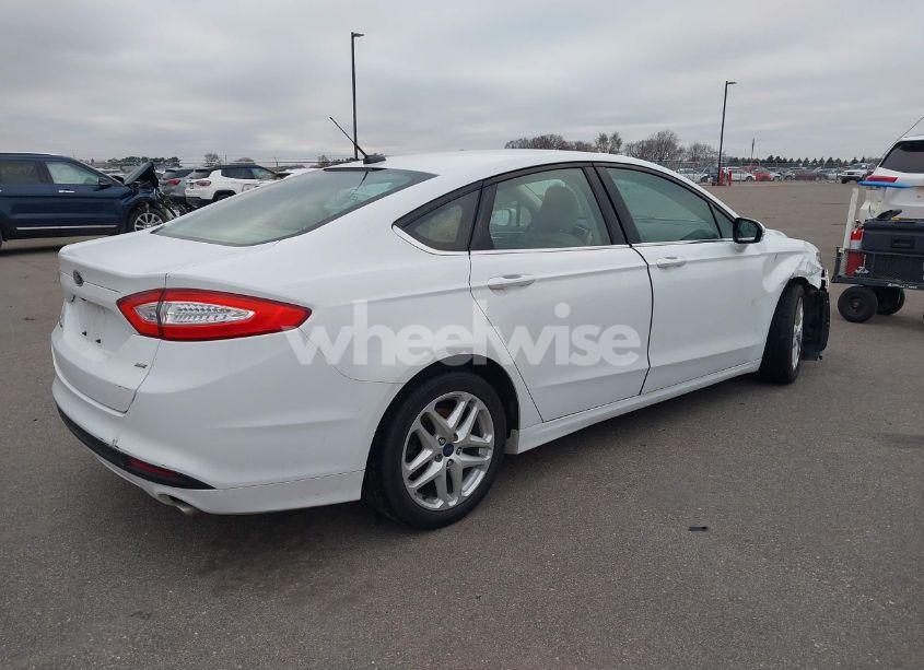 Photo 4 of 2015 Ford Fusion SE (VIN 3FA6P0H74FR236110)