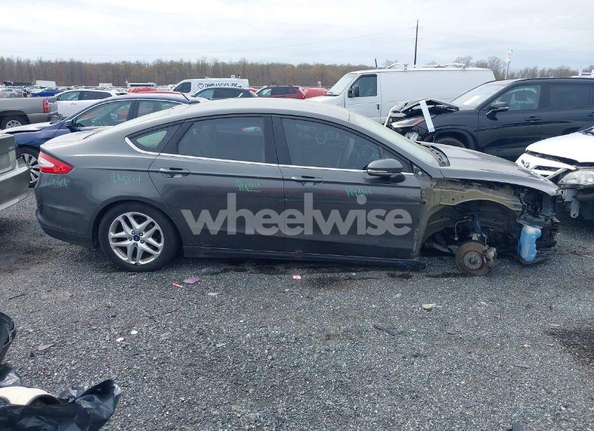 Photo 14 of 2015 Ford Fusion SE (VIN 3FA6P0H74FR241517)