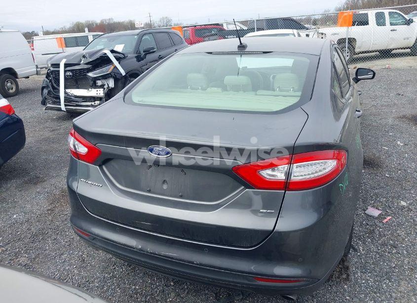 Photo 17 of 2015 Ford Fusion SE (VIN 3FA6P0H74FR241517)