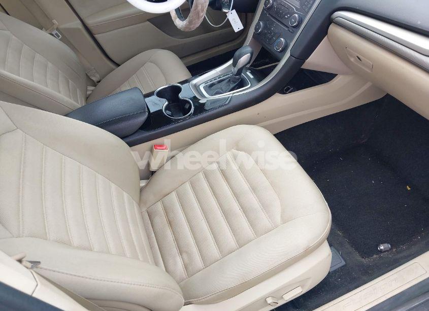 Photo 5 of 2015 Ford Fusion SE (VIN 3FA6P0H74FR241517)