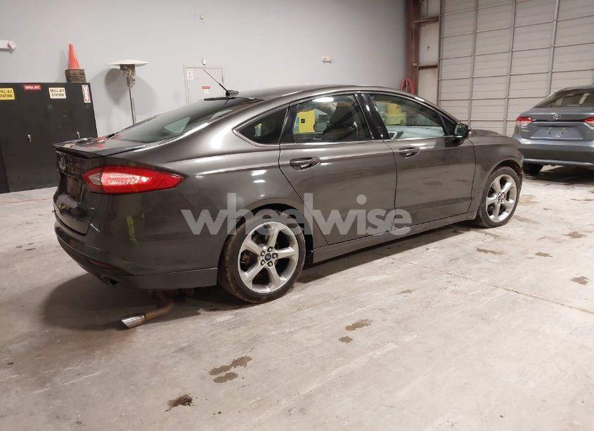 Photo 4 of 2015 Ford Fusion SE (VIN 3FA6P0H74FR250864)