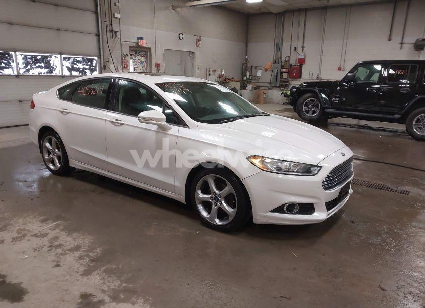 2015 Ford Fusion SE (VIN 3FA6P0H74FR260648) main photo