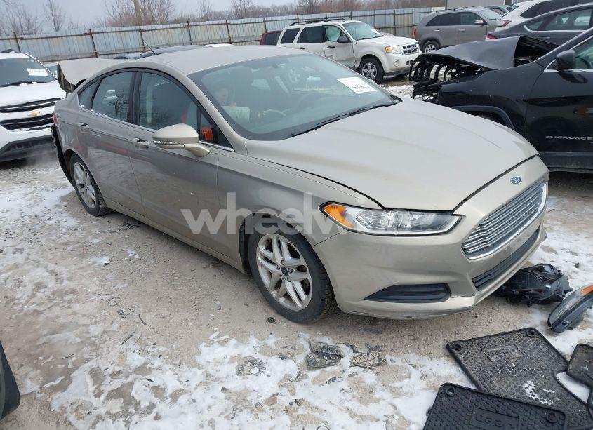 2015 Ford Fusion SE (VIN 3FA6P0H74FR272587) main photo