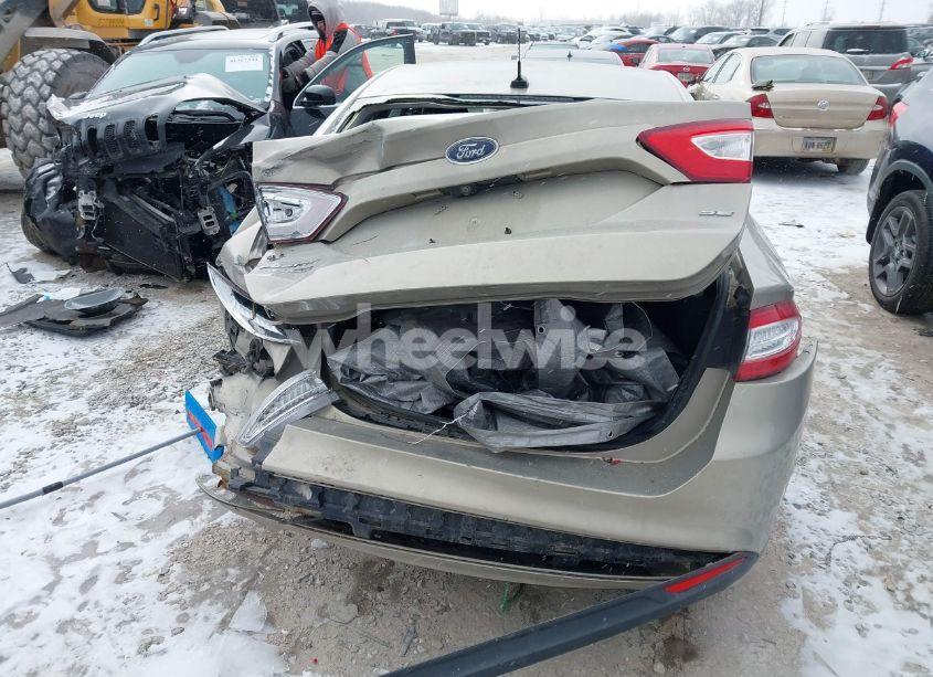 Photo 16 of 2015 Ford Fusion SE (VIN 3FA6P0H74FR272587)