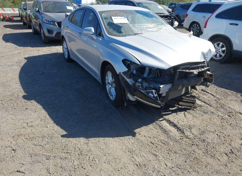 2015 Ford Fusion SE (VIN 3FA6P0H74FR299482) main photo