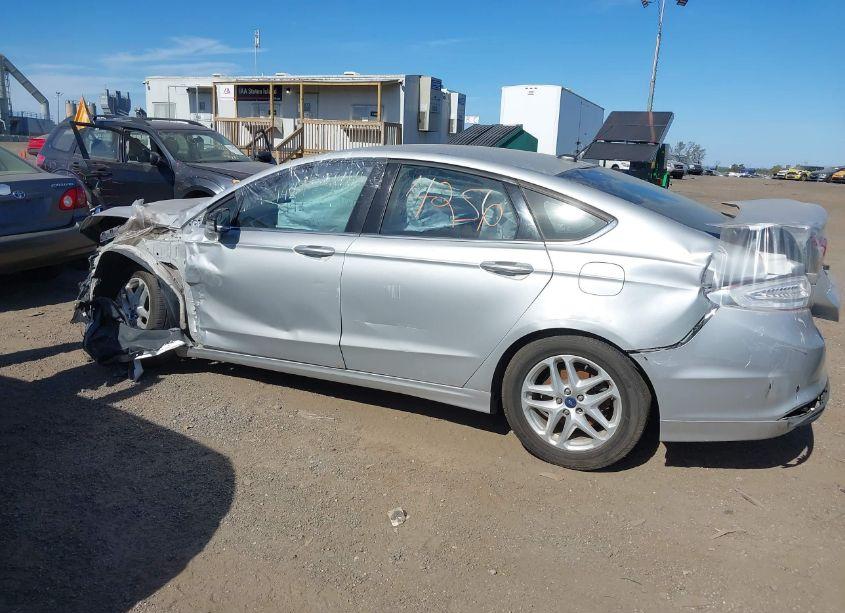 Photo 14 of 2015 Ford Fusion SE (VIN 3FA6P0H74FR299482)